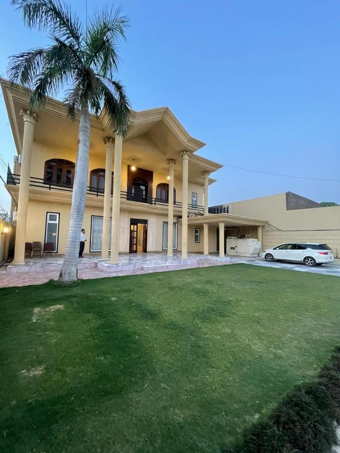 Shelton Hotel Mardan Exterior foto
